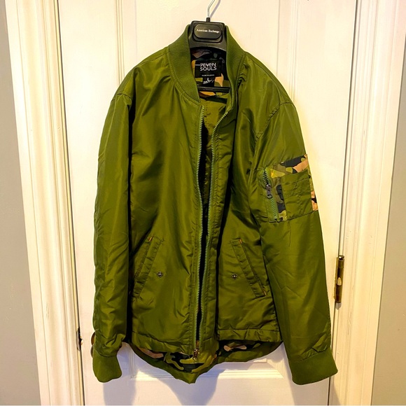 Jacket - Picture 3 of 6